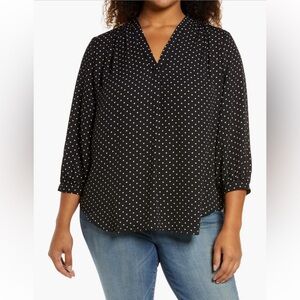 Vince Camuto Polka Dot V-Neck Blouse - Size 1X